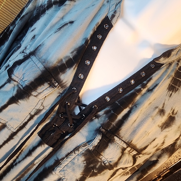 Rock & Republic teal tie-dye blouse - Picture 2 of 9